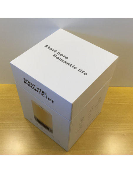 Kolorowa lampka LED z głośnikiem Bluetooth, zegarkiem i budzikiem